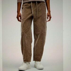 Lululemon corduroy relaxed mid rise pull on pants S